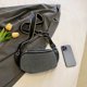 thumbnail image 4 of Mujer Bling Sling Bag Correa ancha ajustable Riñonera de lujo Bolso casual para damas, 4 of 8