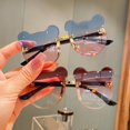 thumbnail image 2 of Gafas de sol para niños de moda Protección UV Niños y niñas Gafas de bebé súper lindas Orejas de oso con forma de foto Gafas de sol, 2 of 4