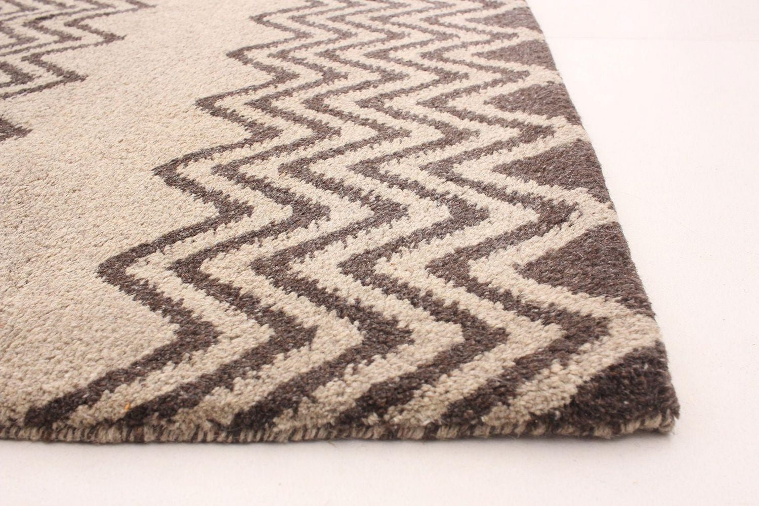 ECARPETGALLERY 5'5" x 8'0" Moroccan Tangier Hand-knotted Area Rug for Living Room, Dining Room and Bedroom in Brown