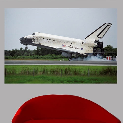 Wallhogs Shuttle Discovery Landing Poster Wall Mural