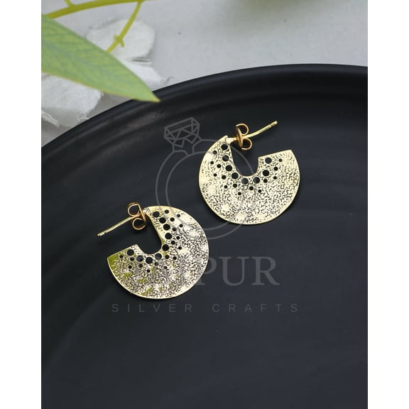 Hammer Work Brass Round Studs Earring For Woman JSCE14