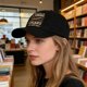 thumbnail image 5 of Gorra de béisbol ajustable unisex con diseño clásico de perfil bajo, tela de algodón lavado, visera curva, construcción transpirable y estilo versátil para uso casual y actividades al aire libre., 5 of 8