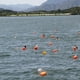 thumbnail image 4 of Boya de natación duradera de PVC con flotador de remolque y cinturón ajustable para nadar en ríos, lagos, mares y océanos, 4 of 8