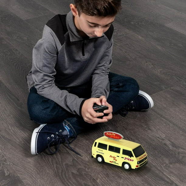 Adventure Force 1:20 Scale Stranger Things Pizza Van Radio Control