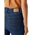 thumbnail image 5 of Levi Strauss Signature Women's and Women's Plus High Rise Straight Jean, Sizes 2-28, 5 of 6
