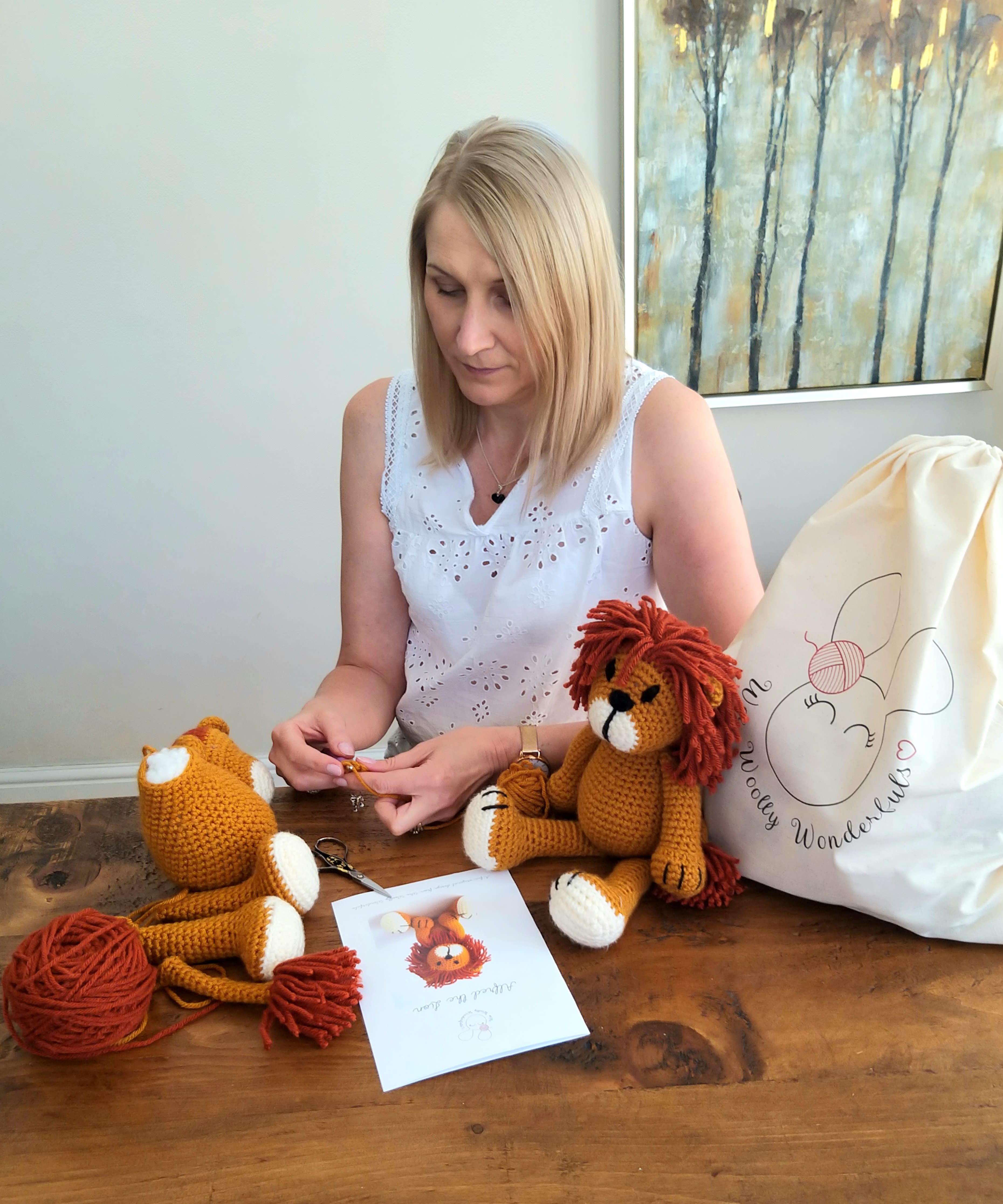 Lion Luxury Crochet Kit - Amigurumi Craft Kit