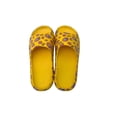thumbnail image 1 of Sandalia Simpsons para Caballero, Lisa Amarilla Talla 25, 1 of 4