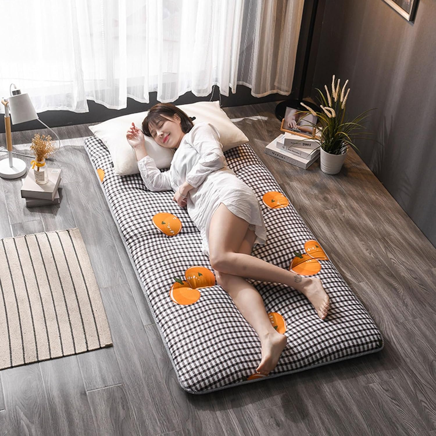 Matelas Futon Portable Pliable, Futon Japonais 140 x 200 cm, Housse Lavable, Matelas de Sol avec Sac de Transport, pour Le Camping, Les Voyages, Beige | Petit Ours Matelas Futon Portable Pliable, Futon Japonais 140 x 200 cm, Housse Lavable, Matelas de Sol avec Sac de Transport, pour Le Camping, Les Voyages, Beige | Petit Ours
