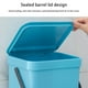 thumbnail image 2 of Yuarrent Cubo de basura colgante montado en la pared para baño, tapa de cocina, cubo de basura de 3L, cubo de basura para dormitorio, Organizadores de utensilios de cocina Blanco, 2 of 6