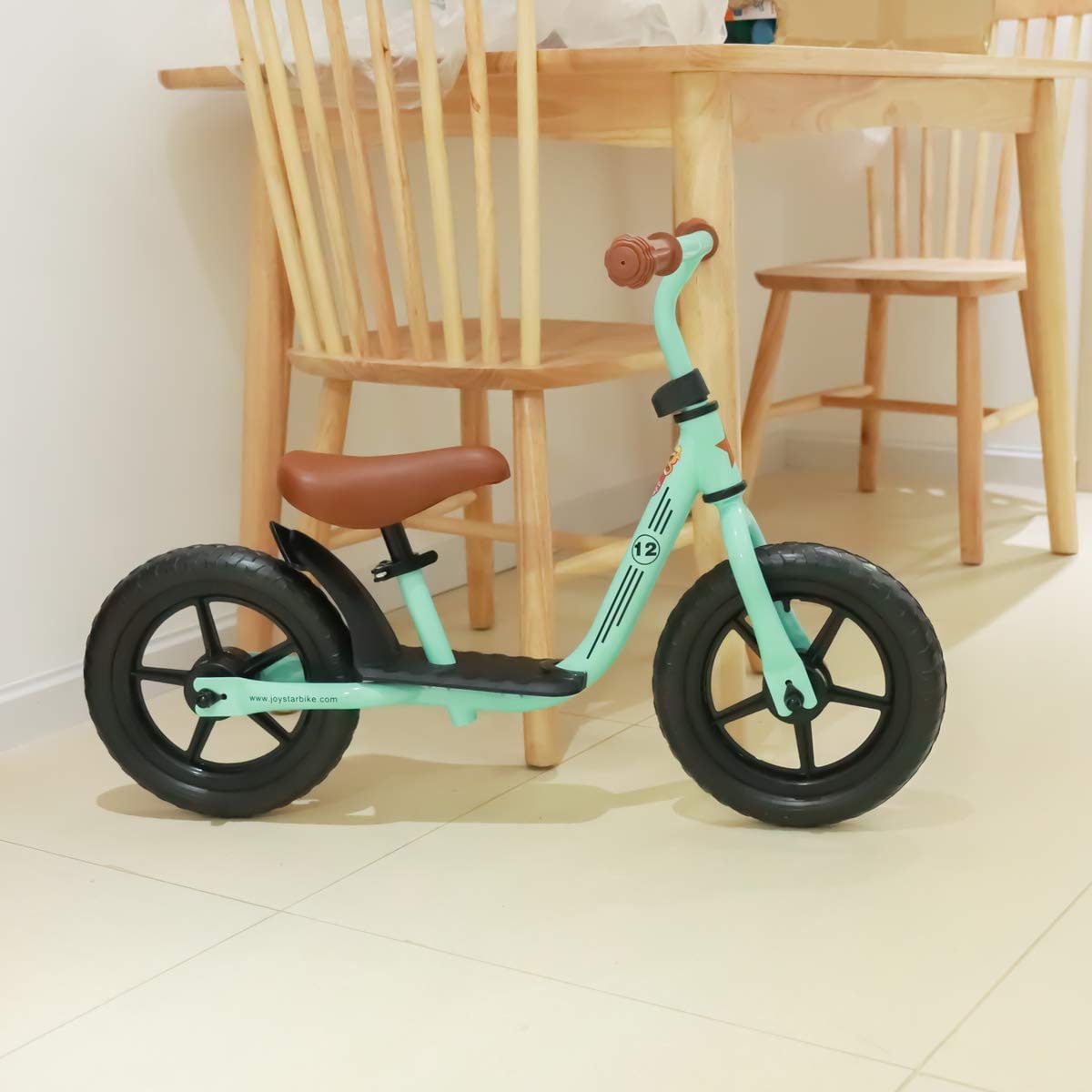10 inch balance bike age