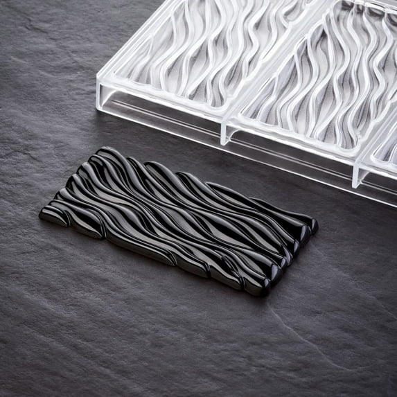 Pavoni Polycarbonate Chocolate Mold, Fluid by Vincent Vallee, 3 Cavities