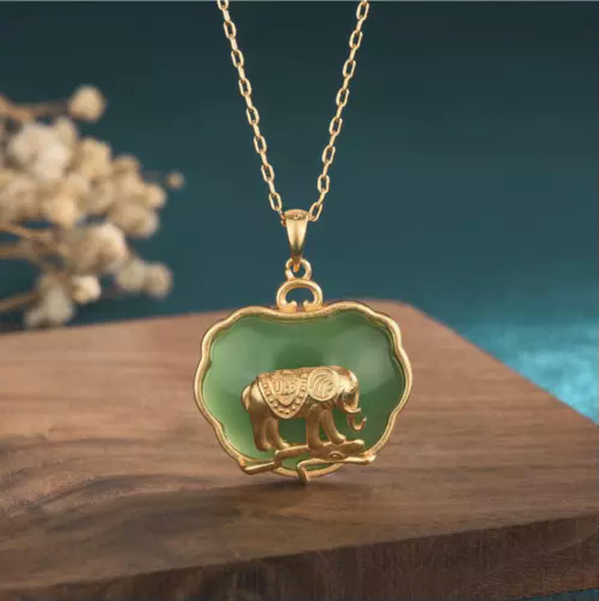 18k Gold 9ct Gold Elephant Necklace Brilliance Fine Jewelry