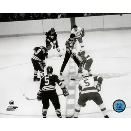 - Gordie Howe Photo Print