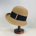 thumbnail image 1 of Sombreros de paja de papel de banda ancha con tira de Metal para mujer, sombrero de cubo de pescador informal, protector solar, vacaciones, playa, moda de verano, nuevo, 1 of 4