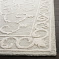 thumbnail image 3 of SAFAVIEH Micro-Loop Asteria Floral Bordered Wool Area Rug, Light Grey/Ivory, 8' x 10', 3 of 9
