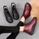 thumbnail image 4 of Zapatos acolchados de algodón para mujer, botas cortas planas antideslizantes con forro polar para otoño e invierno, botas de nieve cálidas para personas mayores, 4 of 6