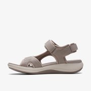 Clarks Cloudsteppers Womens Mira Bay Flat Sandals