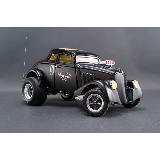 Pork Chop's 1933 Gasser Jailbreak Diecast Model Car by Acme in 118