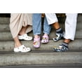 thumbnail image 2 of Crocs Unisex Classic RealTree Edge Clog, 2 of 7