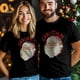 thumbnail image 4 of Camisetas gráficas informales de manga corta con diseño retro de Papá Noel para hombre, 4 of 8