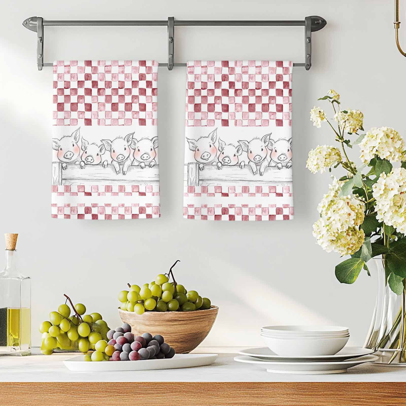 Red Plaid Farmhouse Kitchen Towels Set of 1, Watercolor Cute Country Pigs Checkered Absorbent Dish Towels for Kitchen, Microfiber Hand Towel, Quick Drying Tea Towel for Cleaning Decorative Dishcloths