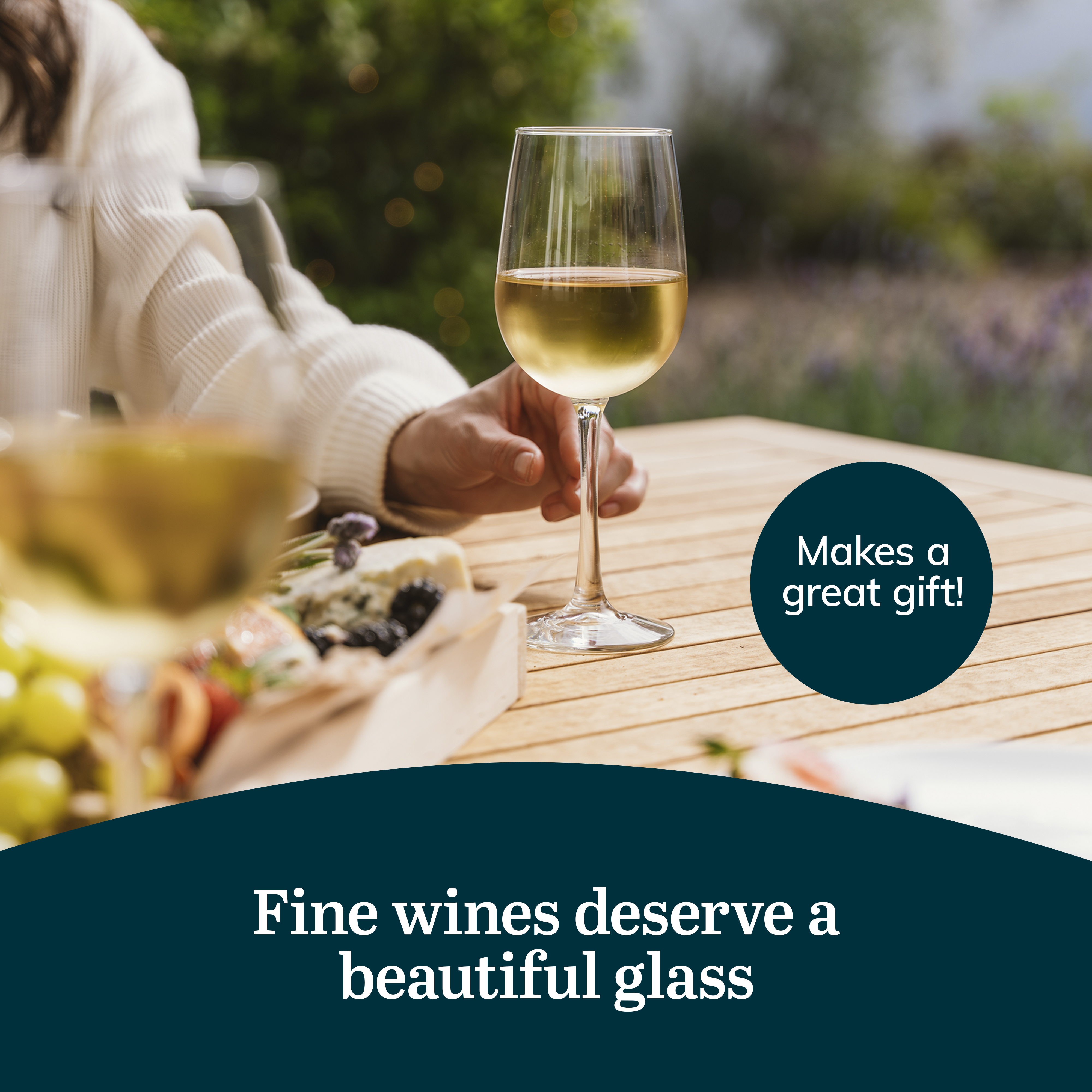 Libbey 7504 Vina Tall Wine Glasses Set, All Purpose Red and White Wine Glasses Set of 12, Professional Grade Glass Wine Glasses for Gatherings, Events