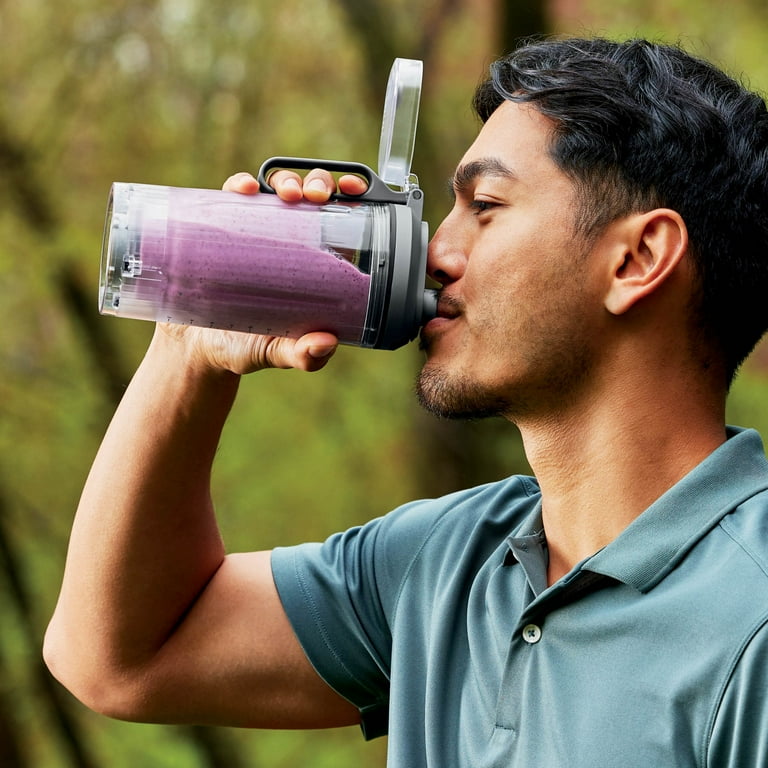 新品NINJA☆BlASTMAX Amazon.com: Ninja Blast Max, Portable Blender + Twist & Go