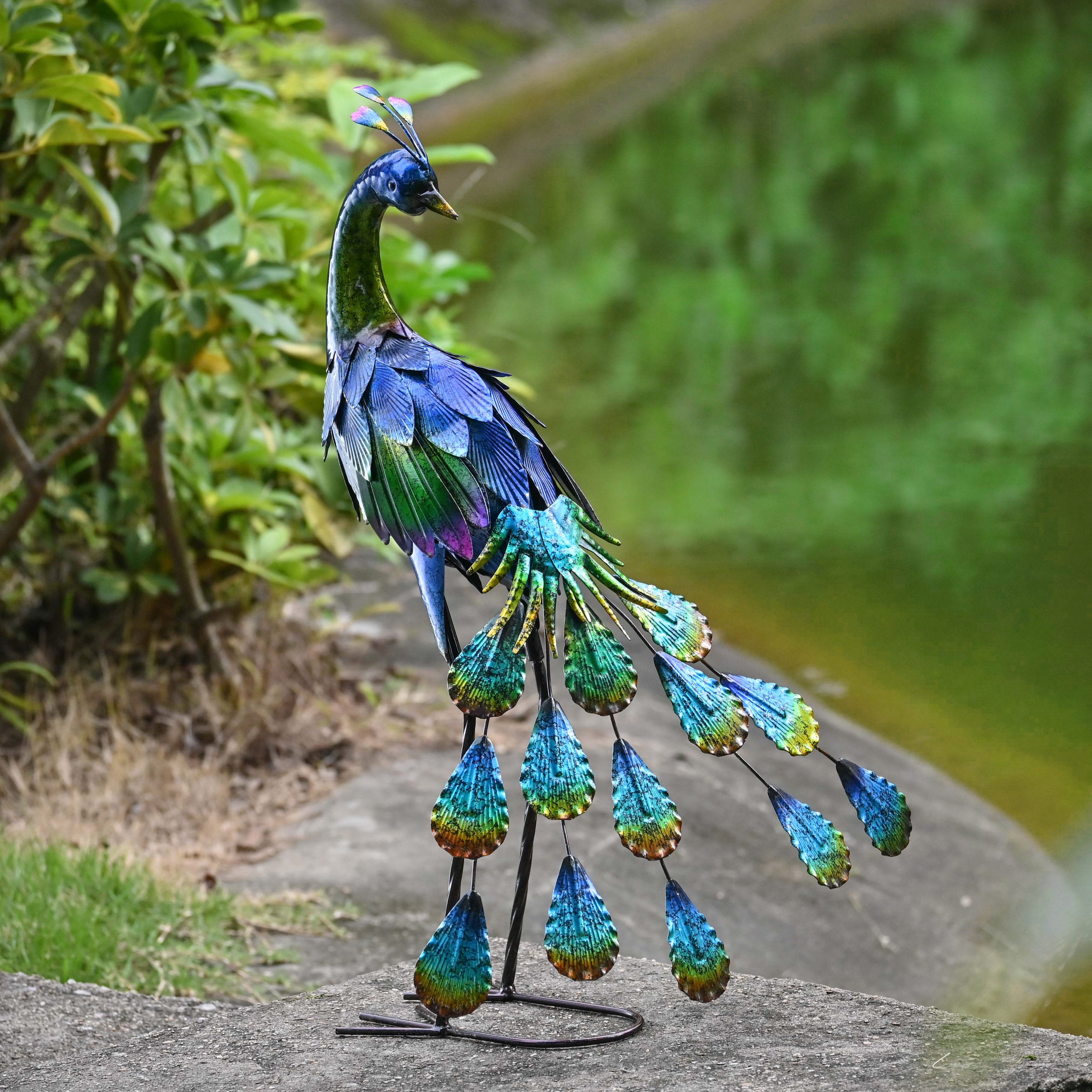 TERESA'S COLLECTIONS 18" Peacock Metal Garden Statue, Waterproof Colorful Decor, Gift for Mom