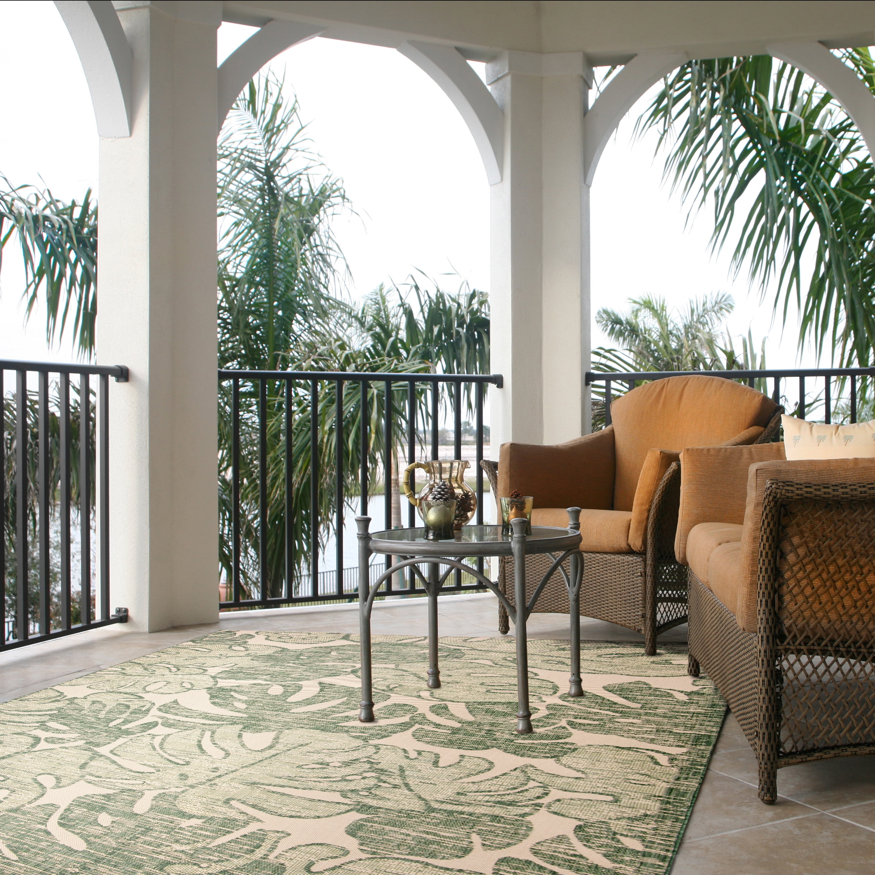Safavieh Courtyard Ivy Botanical Indoor/Outdoor Area Rug, Beige/Green, 5'3" x 7'7"