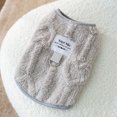 thumbnail image 3 of Serie de chalecos de peluche de caramelos bonitos para perros de otoño e invierno que se pueden tirar de un estilo simple, chaleco de color sólido para mascotas, abrigo de felpa, ropa cálida para gato, 3 of 5