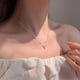 thumbnail image 4 of Collar de perlas de amor de niña rosa para mujer, diseño de nicho de lujo ligero y de alta gama, collar de clavícula con todo incluido, 4 of 6