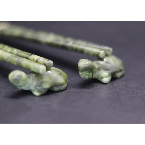 Elegant Natural Jade Chopsticks Set | Traditional Chinese Green Chopsticks with Turtle Design | Dishwasher Safe & Reusable | Perfect Gift for Kitchen & Dining