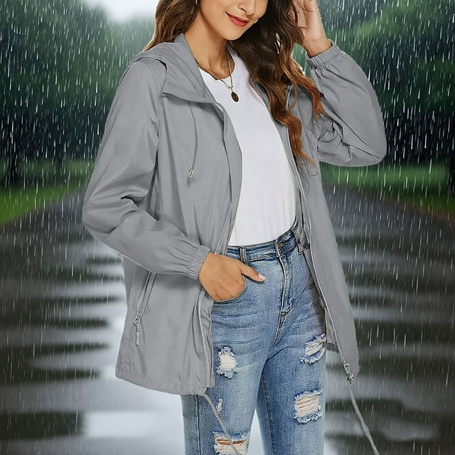 Soki Veste Imperméable pour Femmes, Veste Légère à Fermeture Éclair, Veste à Capuche à Manches Trois-Quarts avec Poches