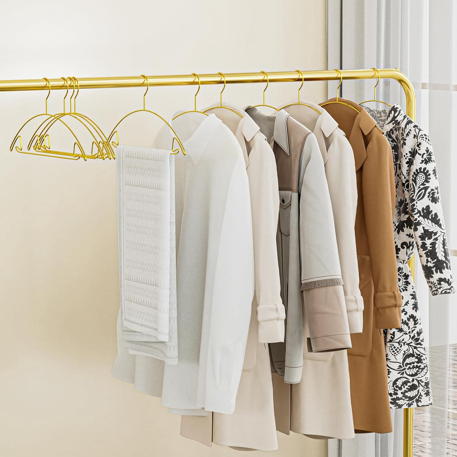 SPECILITE Metal Coat Hangers, 15 Pack No Shoulder Bump Clothes Hangers, Space-Saving  for Suit, Sweaters, Jackets, Pants - Gold