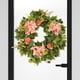 thumbnail image 1 of Corona de hortensias rosas, corona de flores artificiales para puerta delantera, corona colgante de primavera para Festival de Primavera, celebración Macarena Corona de hortensias, 1 of 8