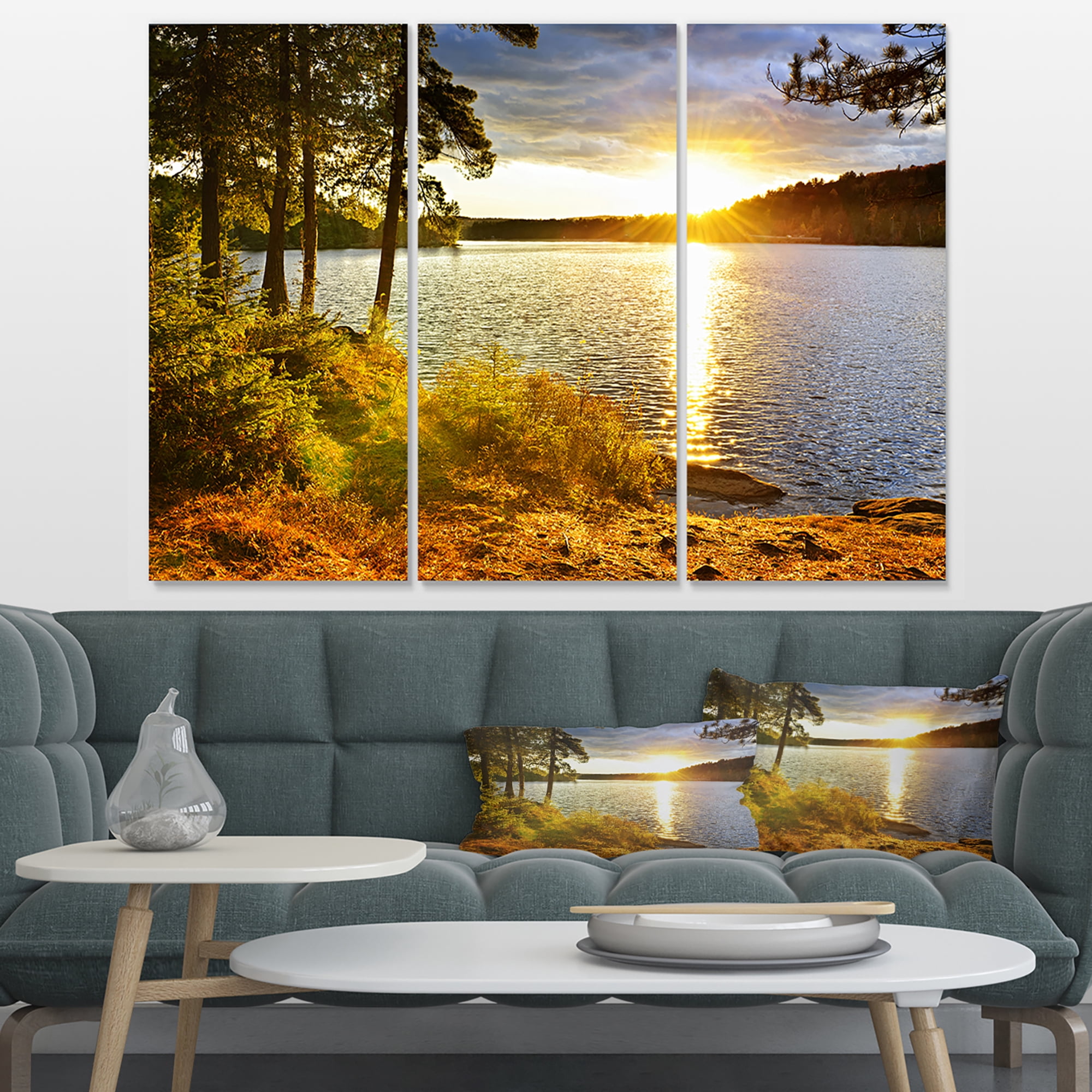 Designart 'Beautiful View of Sunset over Lake ' Landscape Canvas Art Print
