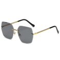 thumbnail image 4 of Unisex Square Classic Cat Eye Sunglasses Cateye Sunglasses Y975, 4 of 5