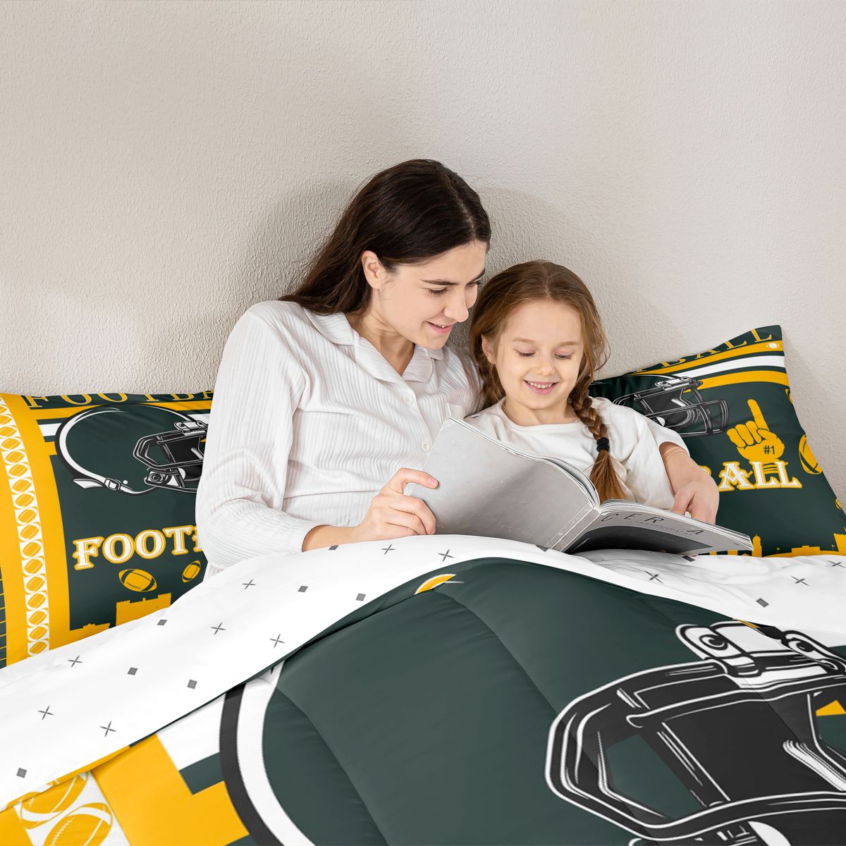 Erosebridal Football Bedding Set Full Size Green Bay Comforter Set Rugby Sports Gifts for Football Fans Women Men Football City Comforter American Football Duvet Set Bedroom Decor