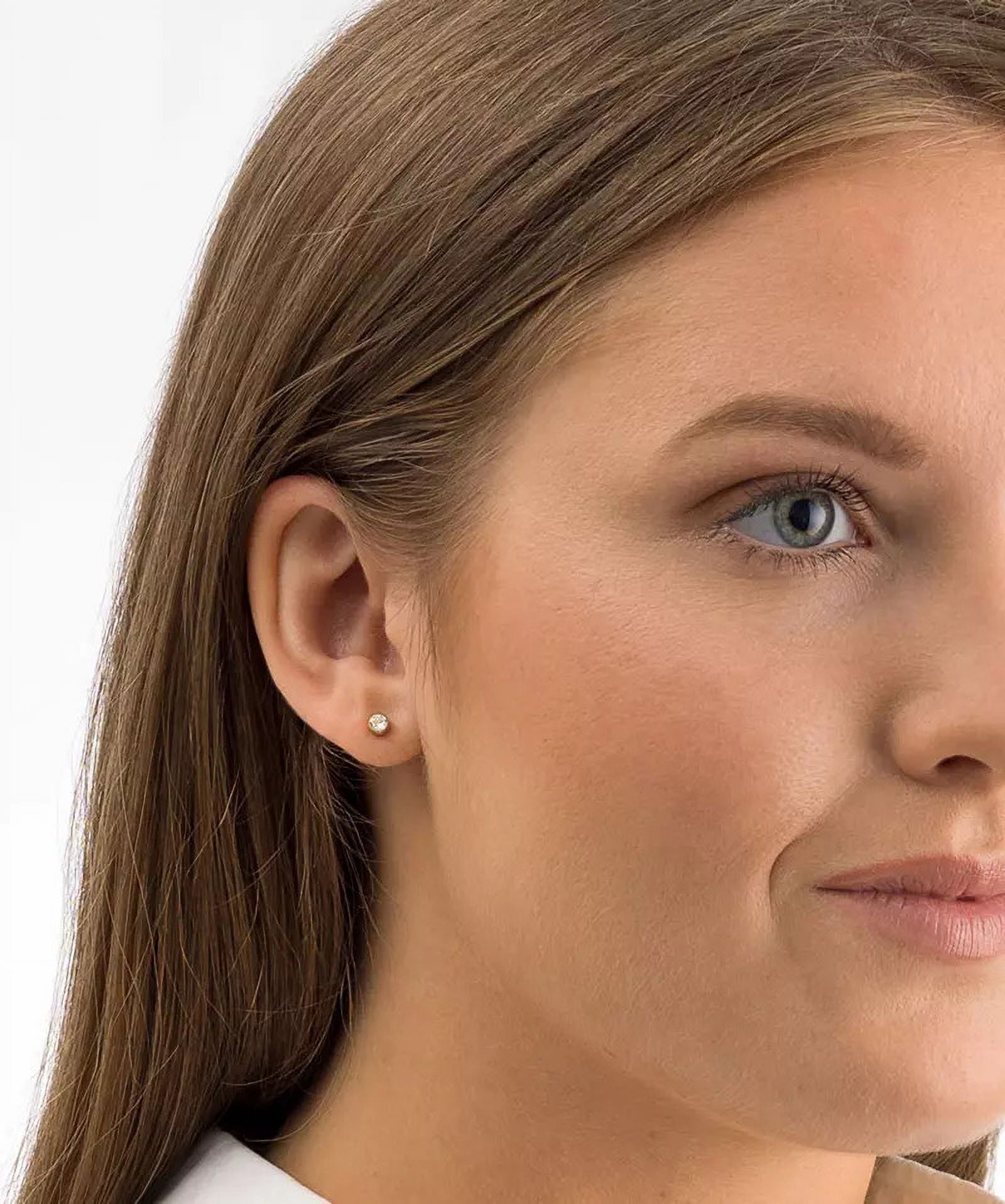 Blomdahl | Hypoallergenic | Golden Titanium Bezel Crystal Stud Earrings | Best Choice For Sensitive Ears