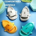 thumbnail image 5 of Zapatos deslizantes Deslizadores con forma de tiburón de dibujos animados para niños Sandalias antideslizantes de verano oso de fresa Electrónica, 5 of 5