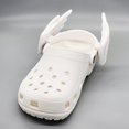 thumbnail image 4 of Encantos de zapatos Alas de ángel blancas Accesorios para zapatos Encantos de zapatos de cocodrilo Encantos de decoración de zapatos para cola de regalo, 4 of 5