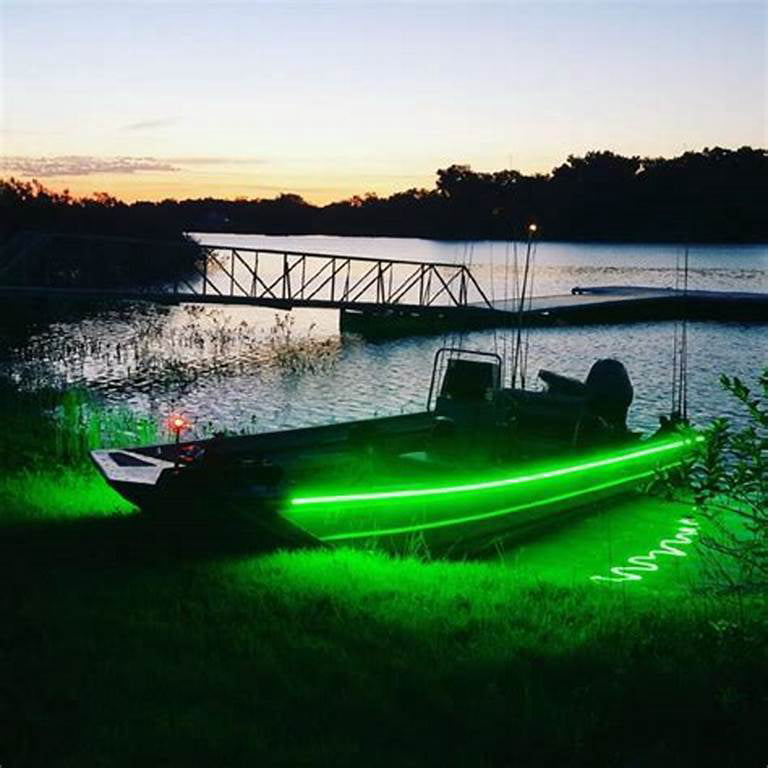 12V Green LED Underwater Submersible Fishing Light Night Crappie Shad Squid  Lamp