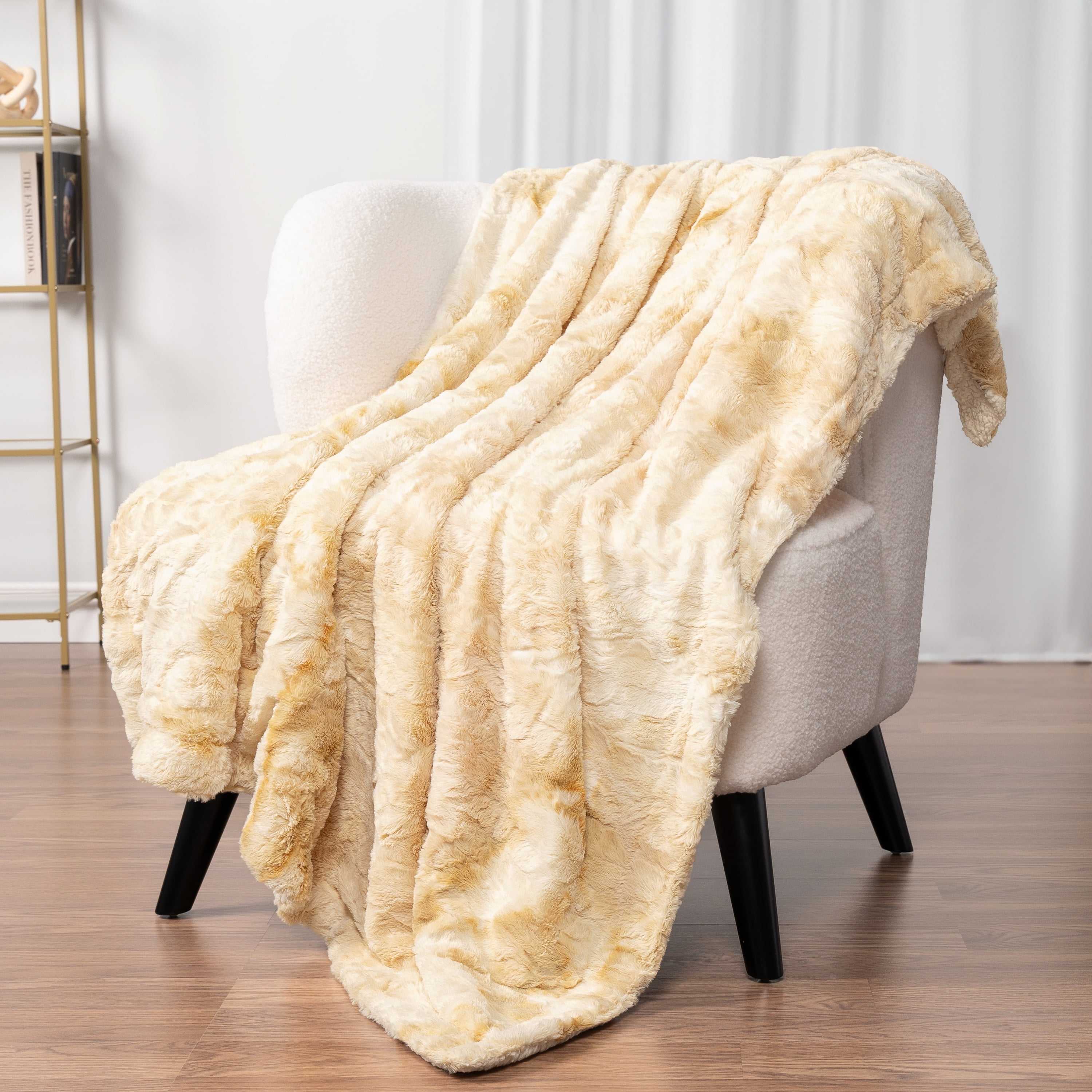 PAVILIA Faux Fur King Bed Blanket Tie-Dye Beige Ivory, Soft Warm Sherpa Blanket for Bed, Fluffy Plush Thick Fleece Blanket for Couch Sofa, Reversible Furry Shaggy Large Blanket, Cream 90x108