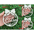 thumbnail image 4 of Adornos navideños personalizados con nombre, adornos de madera para árbol de Navidad, decoración navideña, etiqueta de regalo de Navidad, corte láser N, 4 of 5