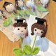 thumbnail image 2 of Ramo de graduación hecho a mano con ganchillo - Figurita de niño/niña/perro de recuerdo para graduados, profesores, amantes de las mascotas | Regalo de hilo ecológico para celebraciones académicas, 2 of 6