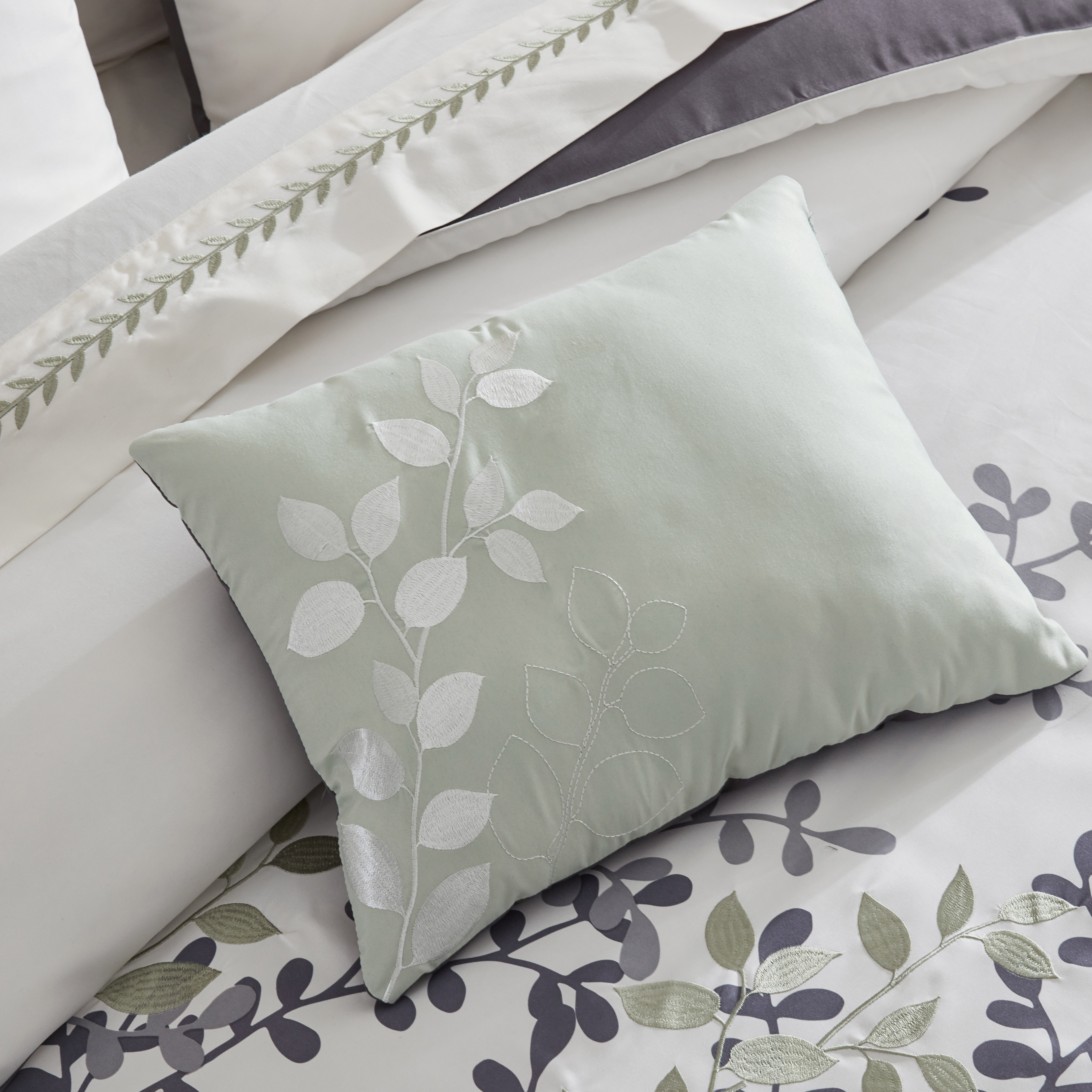 Hotel Style 14 Piece Bed-in-a-Bag Set, King, Sage, Vine Print with Embroidery, Polyfil