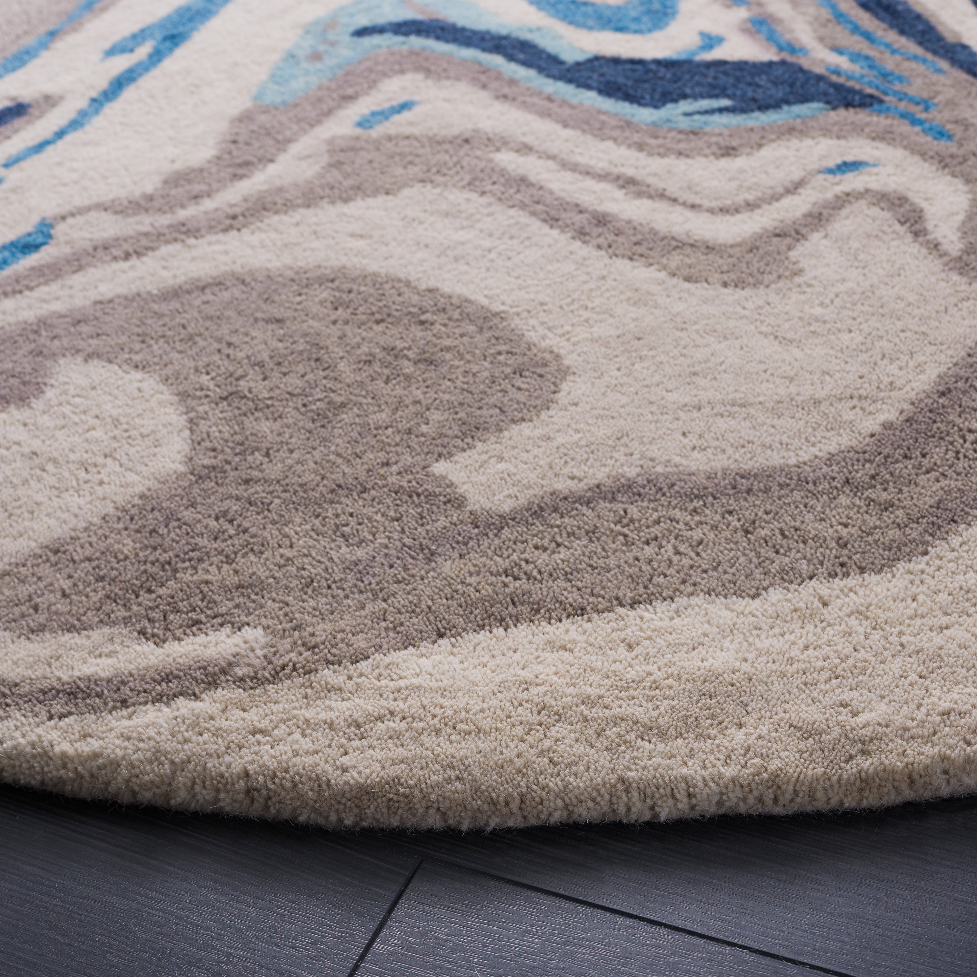 SAFAVIEH Soho Sybella Abstract Area Rug, Grey/Blue, 6' x 6' Round