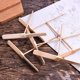thumbnail image 4 of 10 Piezas Helicóptero Volador Juguete Libélula de Madera Frotado a Mano Hélice DIY Novedad Helicóptero de Mano Juguete Libélula de Bambú Juguete de Hélice Giratoria para Exteriores, 4 of 5