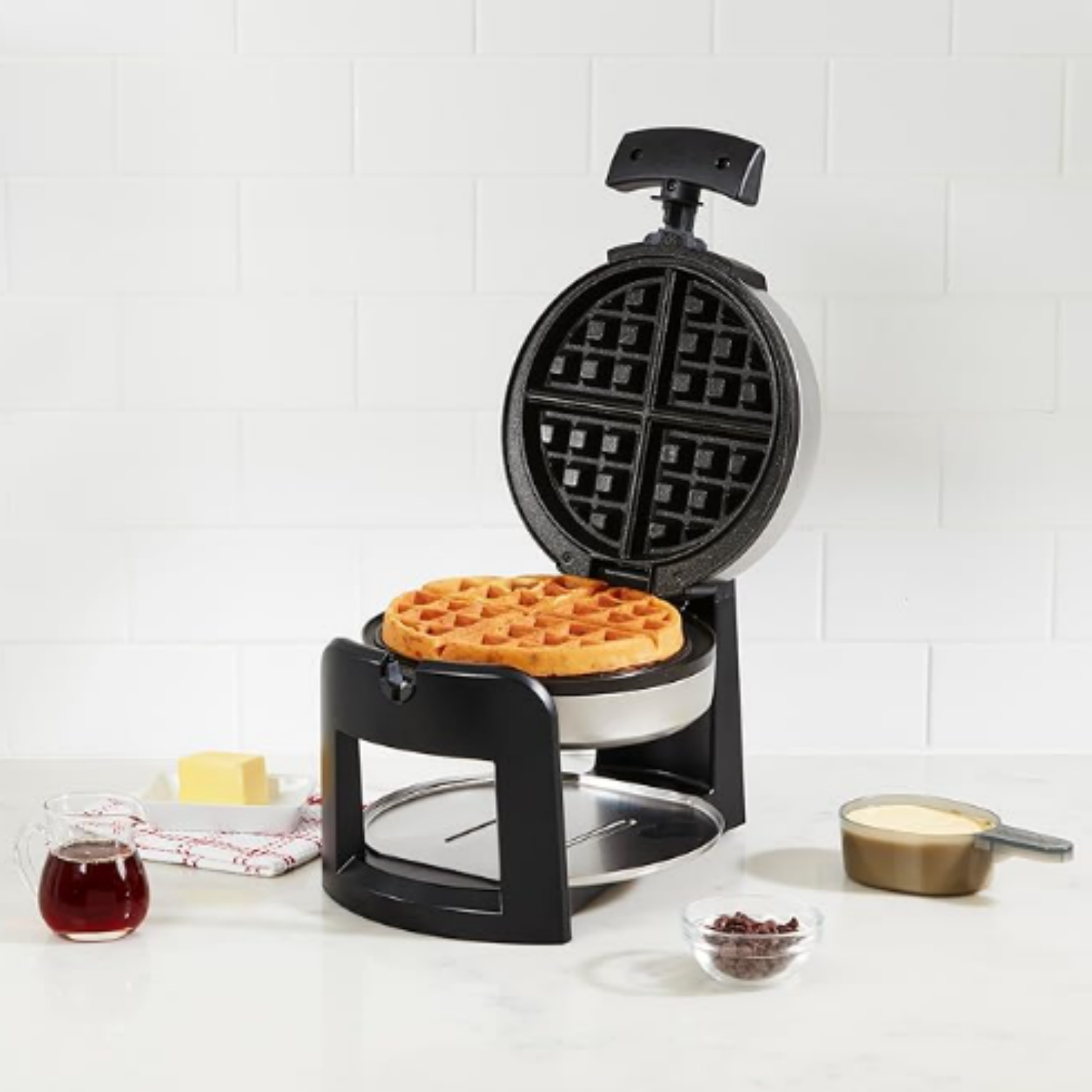 Round Flip Belgian Waffle Maker, Black/Silver, 1 inch thick