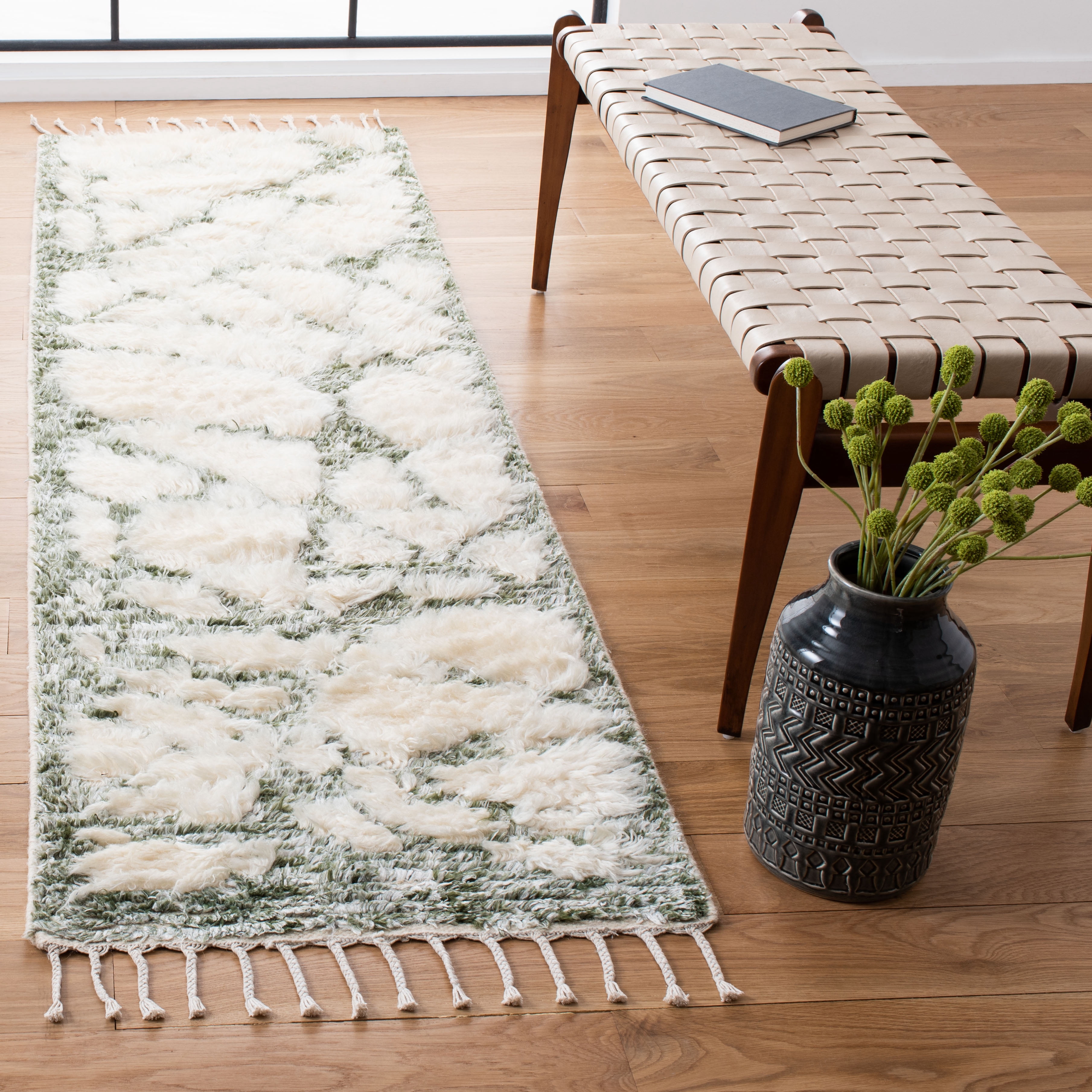 SAFAVIEH Manhattan Tarah Abstract Runner Rug, Ivory/Sage, 2'3" x 8'